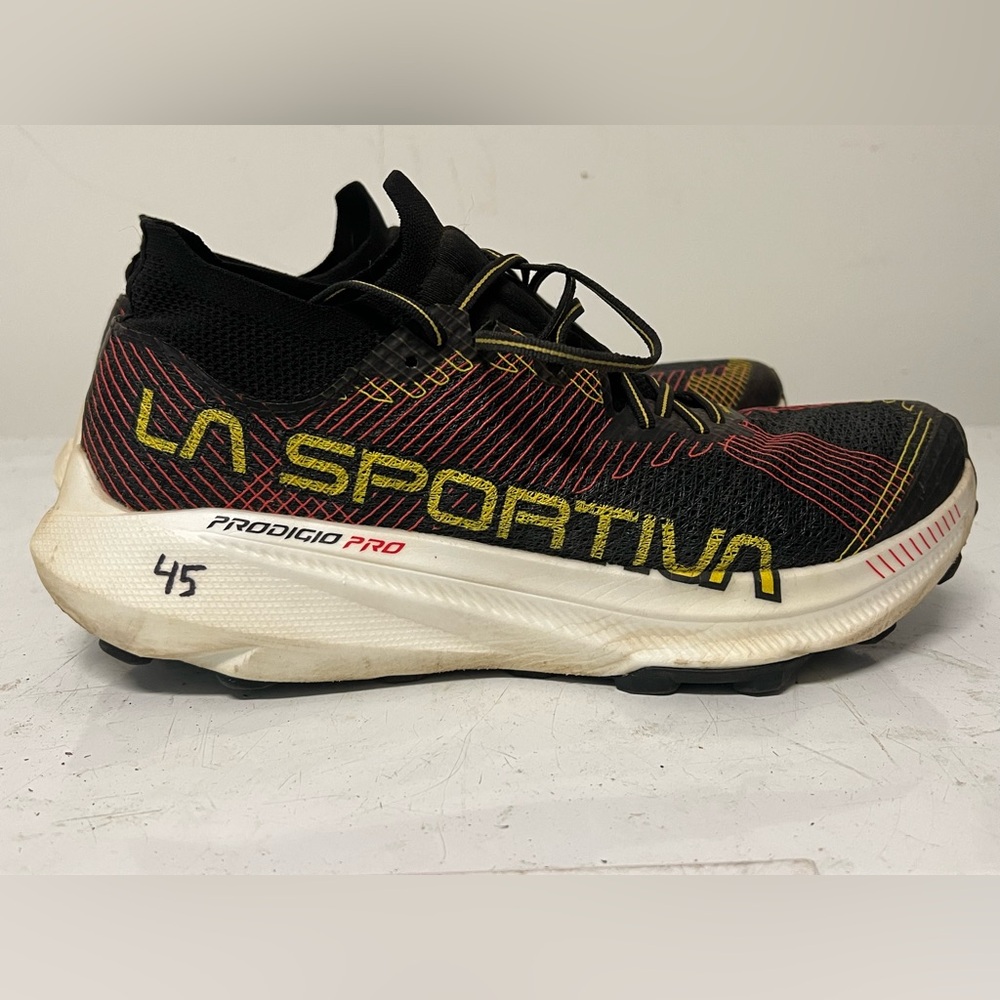 La Sportiva Prodigio Pro Black and Yellow